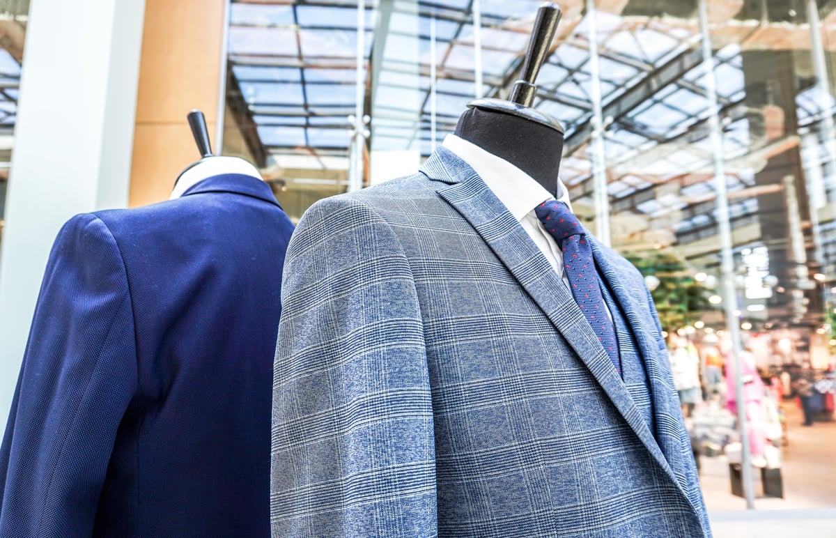 Male mannequins in elegant suits